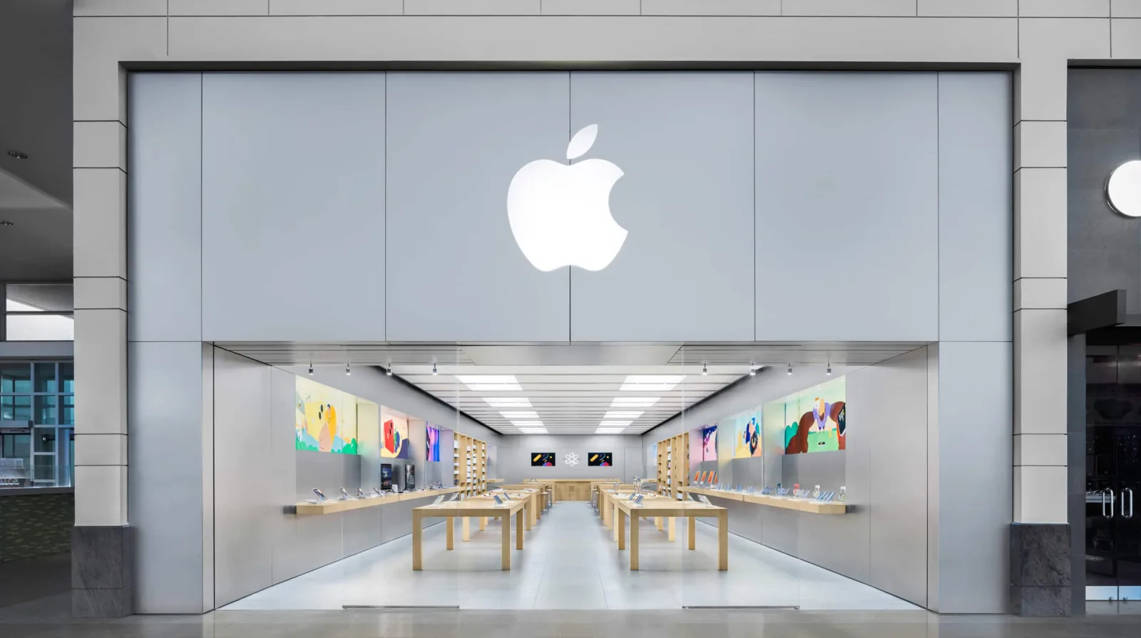 APPLE MHFA4LL/A MacBook Neo (2026) Laptop / A18 Pro Chip 6 Core CPU / 8GB unified memory / 256GB SSD/ 5 Core GPU / 13-inch (2408 x 1506) Liquid Retina Display / MAC OS / Silver